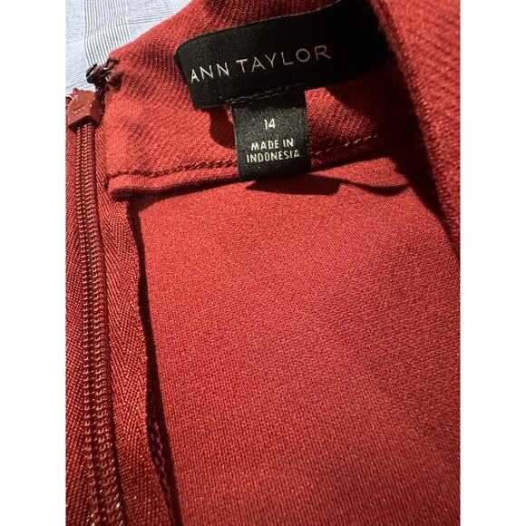 Ann Taylor Maroon Faux Wrap Skirt size 14 - Picture 5 of 6